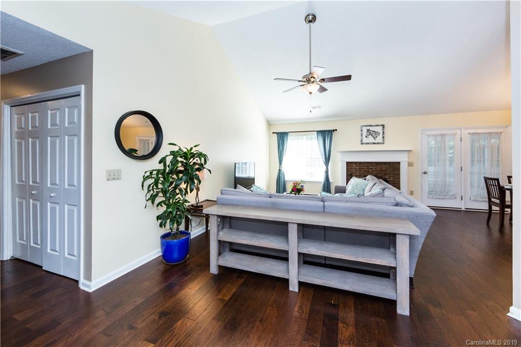 6623 Flat Creek Drive Charlotte NC 28277