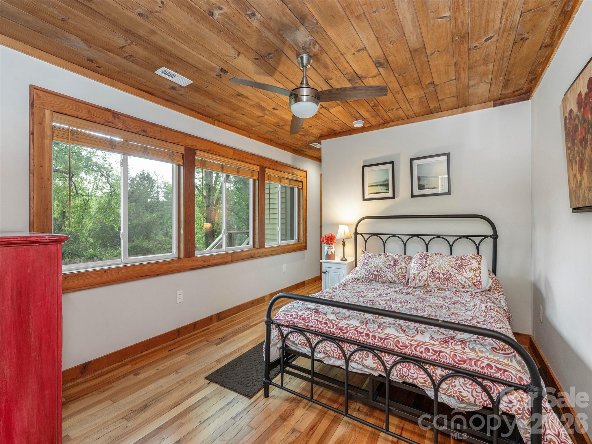 811 Miami Terrace Hendersonville NC 28791