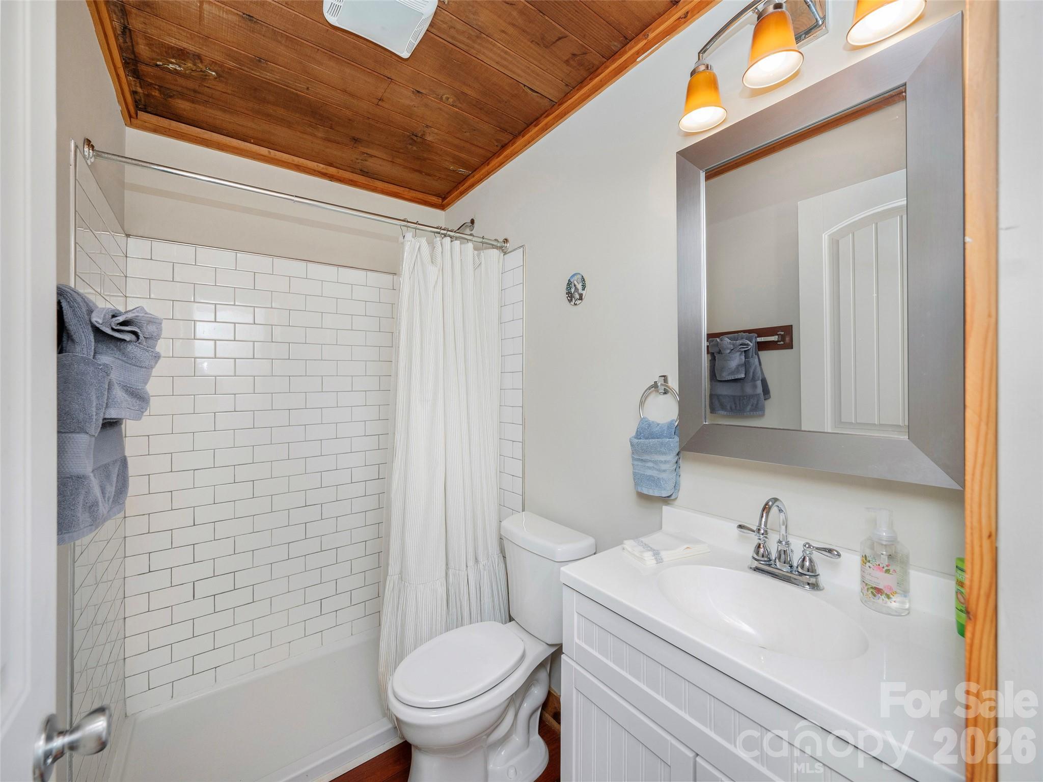 811 Miami Terrace Hendersonville NC 28791