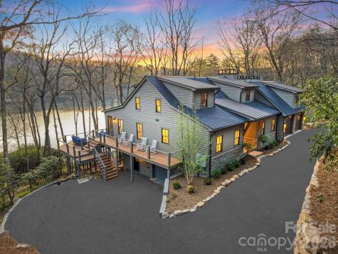 95 Cardinal Trace Lake Toxaway NC 28747