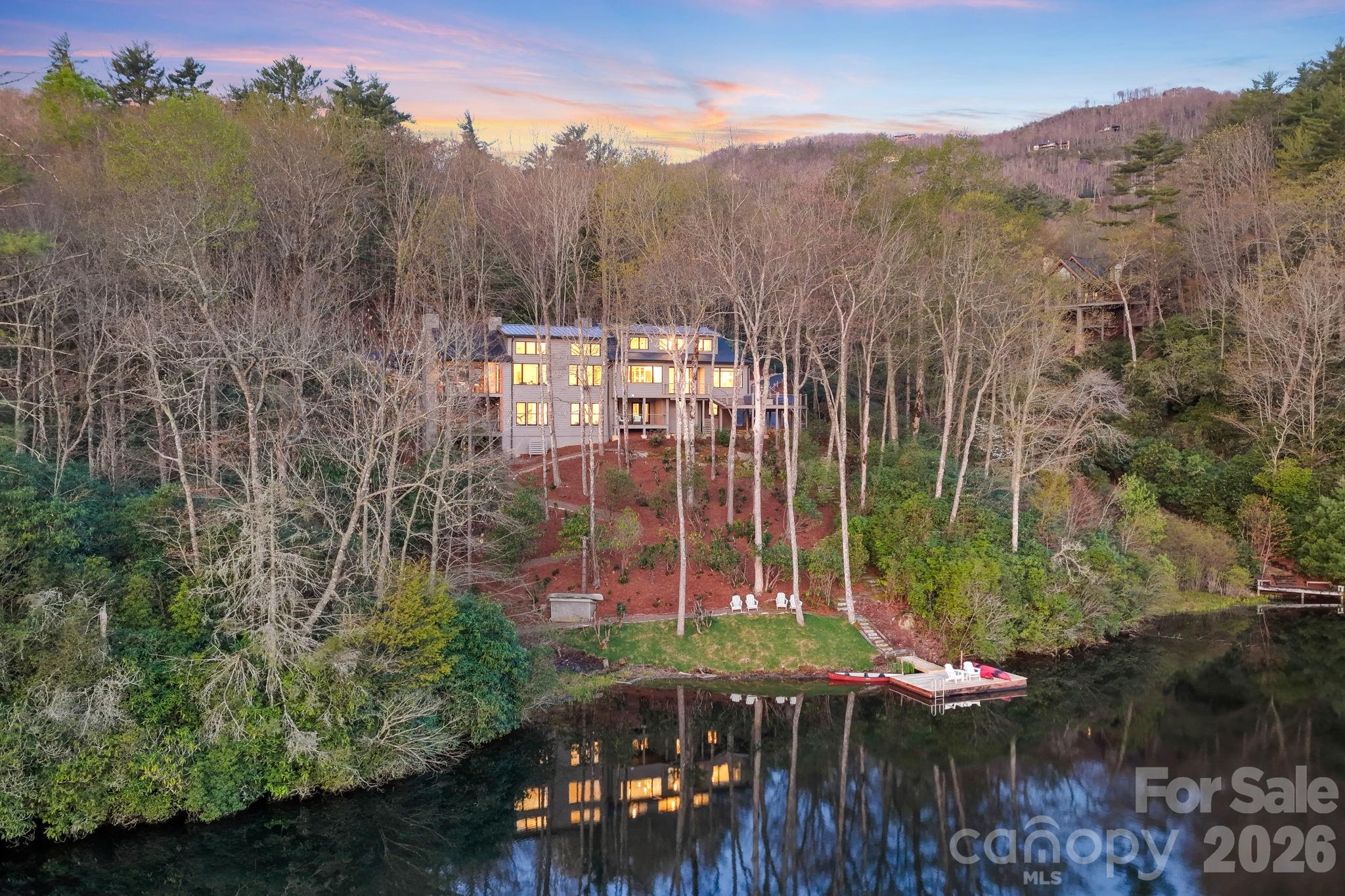 95 Cardinal Trace Lake Toxaway NC 28747