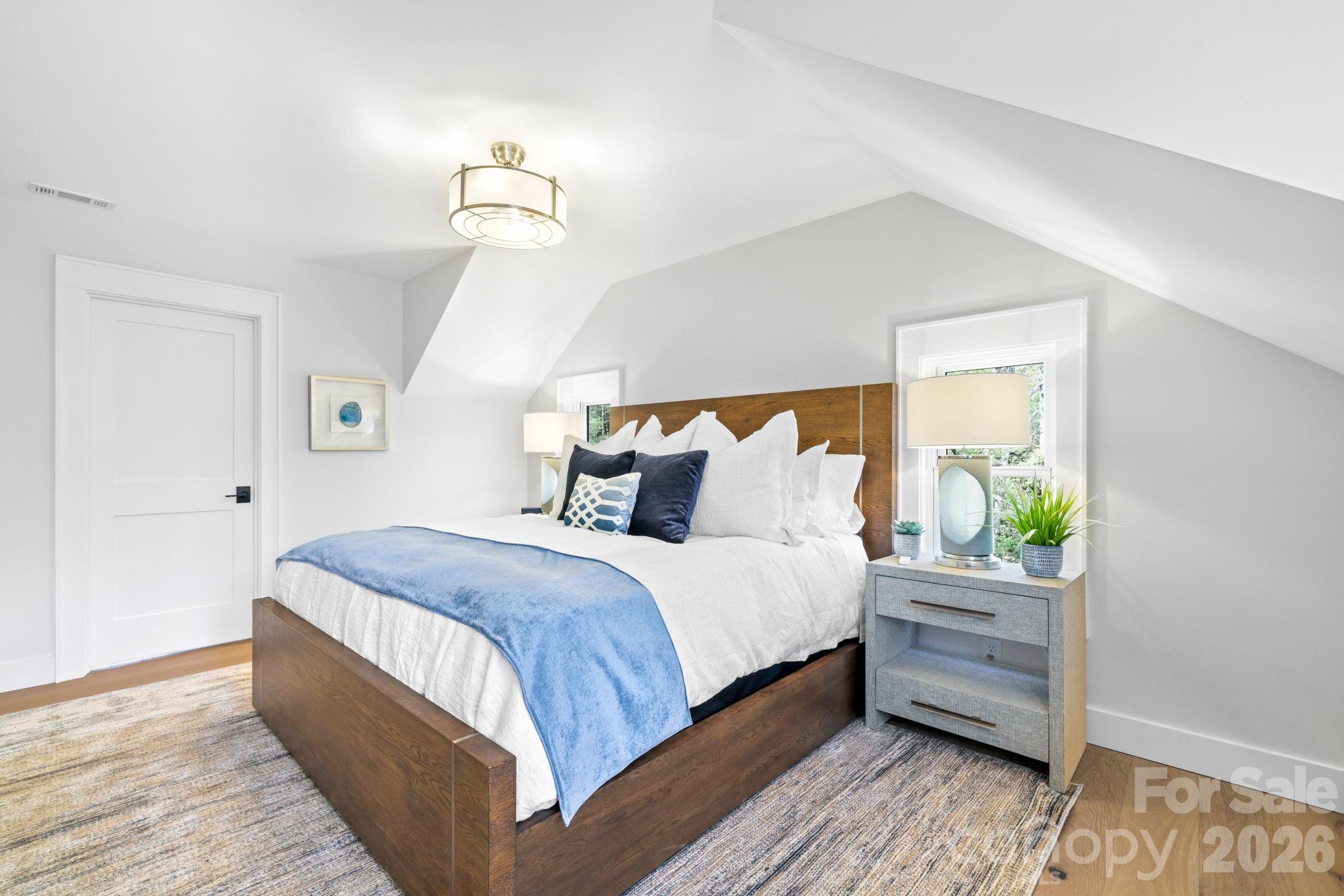 95 Cardinal Trace Lake Toxaway NC 28747