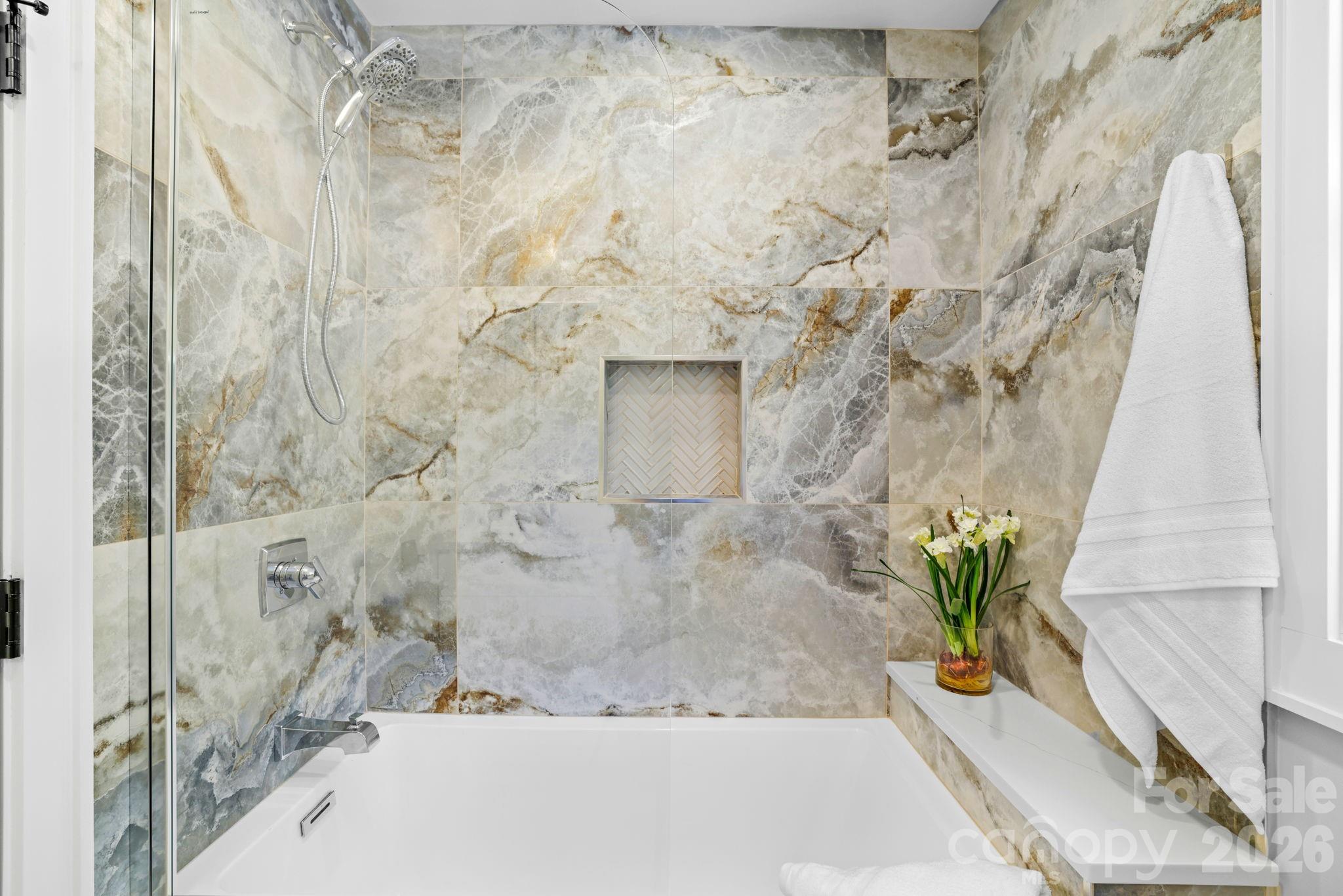 95 Cardinal Trace Lake Toxaway NC 28747