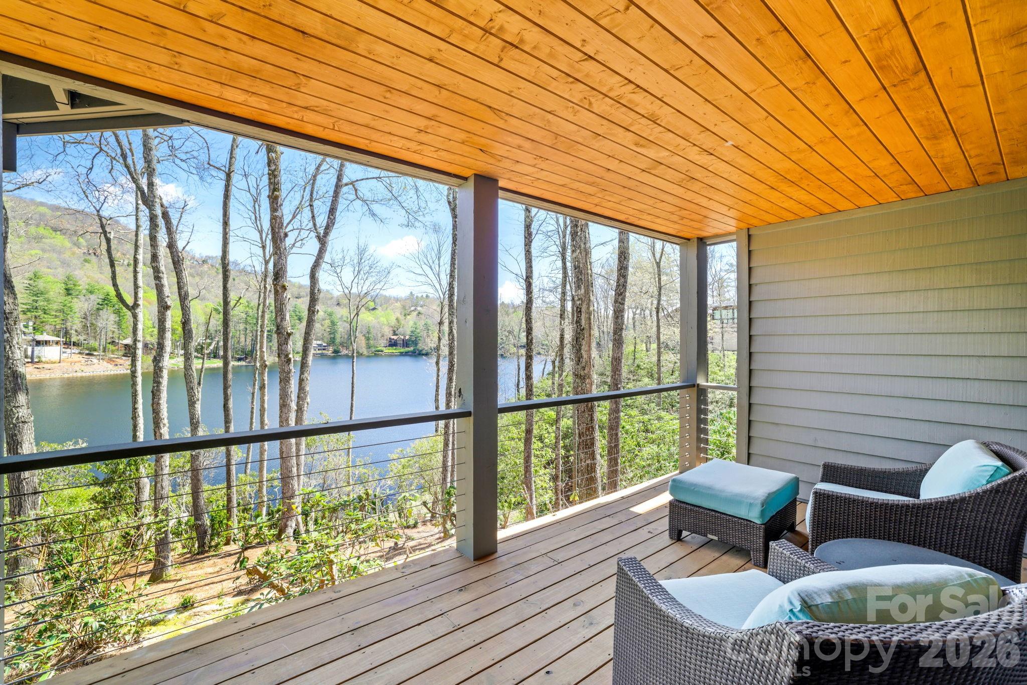 95 Cardinal Trace Lake Toxaway NC 28747