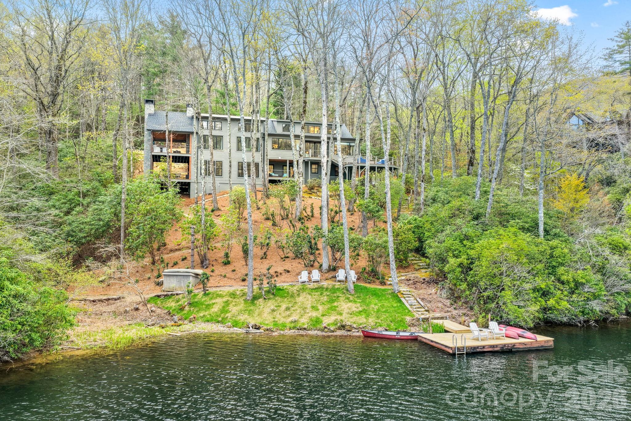 95 Cardinal Trace Lake Toxaway NC 28747