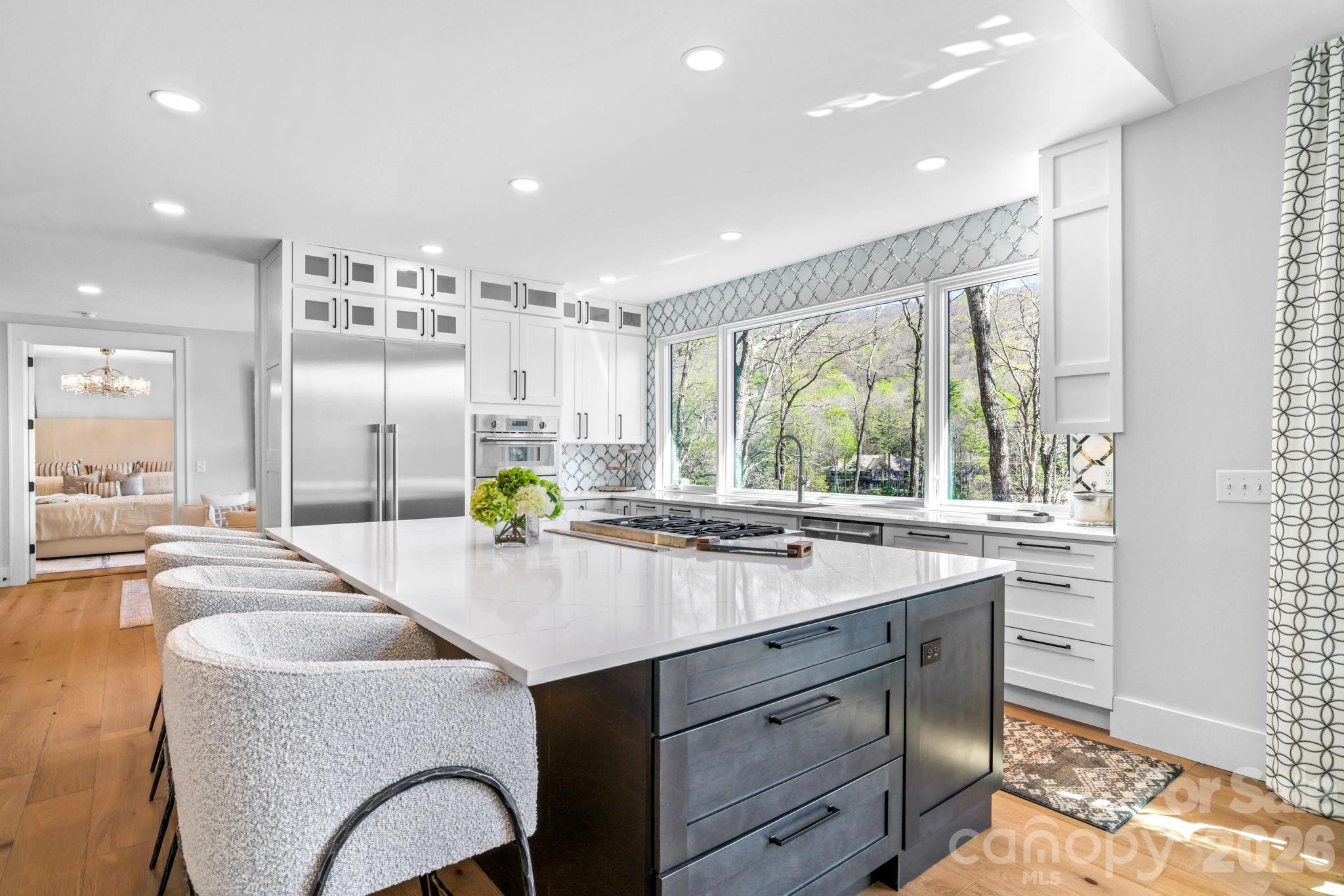 95 Cardinal Trace Lake Toxaway NC 28747