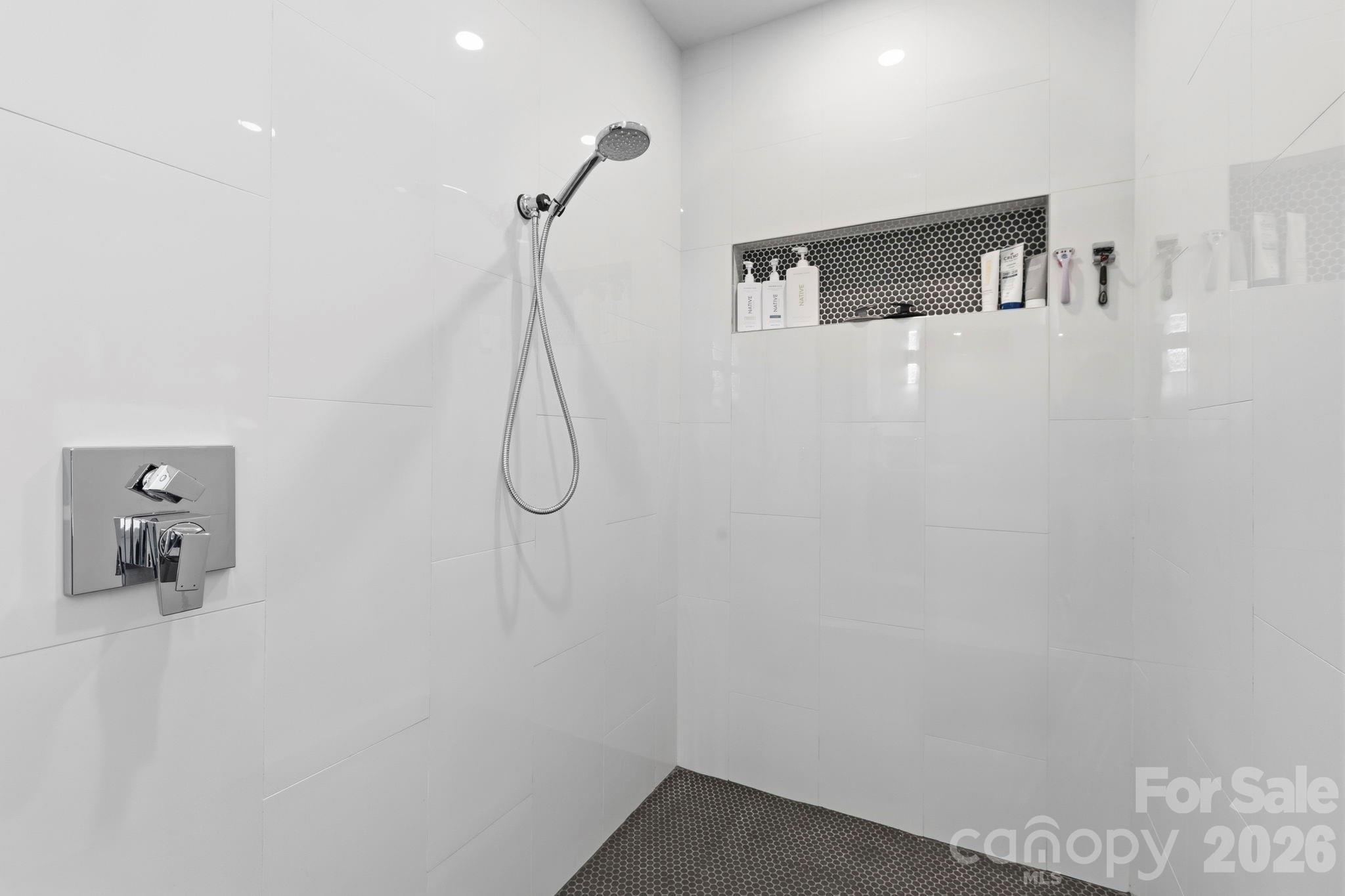 22 Lara Drive Mills River NC 28759