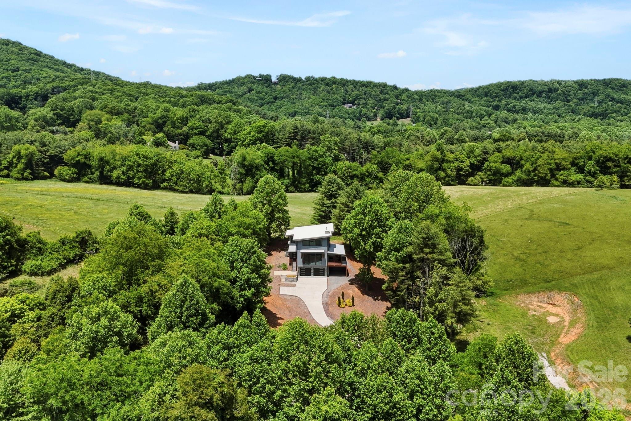 22 Lara Drive Mills River NC 28759