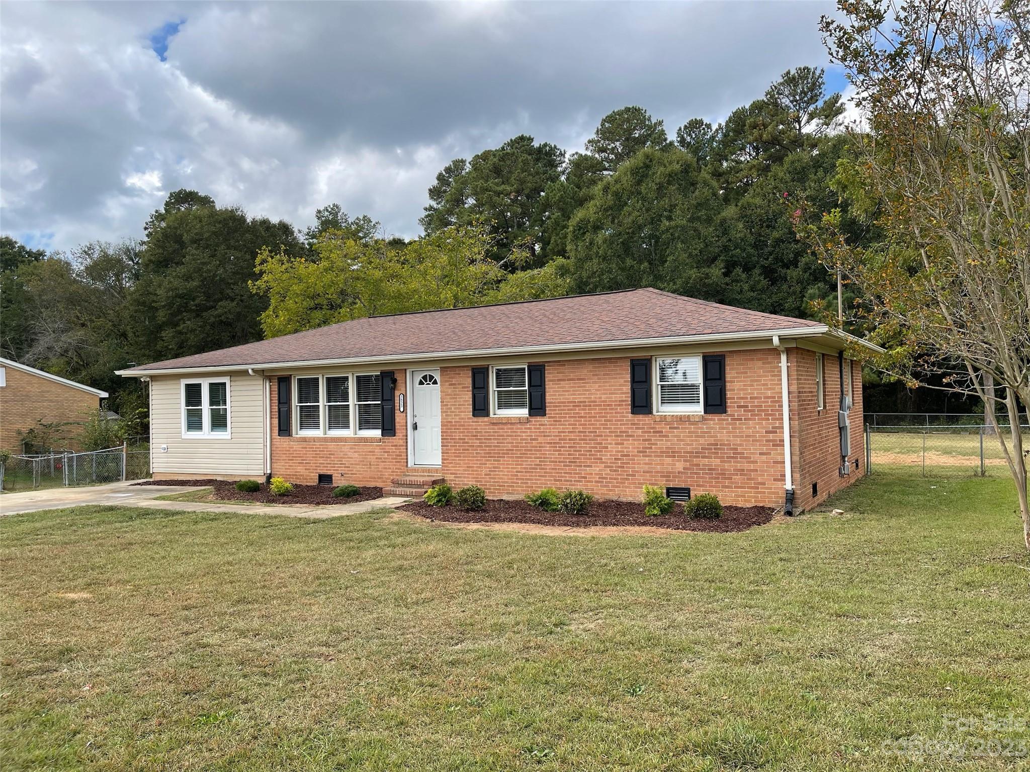 3823 Little Mountain Road Gastonia NC 28056