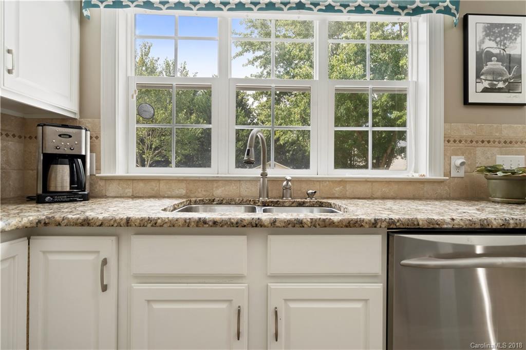 10530 Nimue Court Charlotte NC 28277