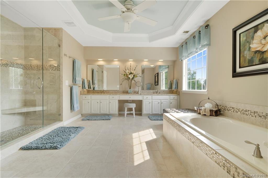 10530 Nimue Court Charlotte NC 28277
