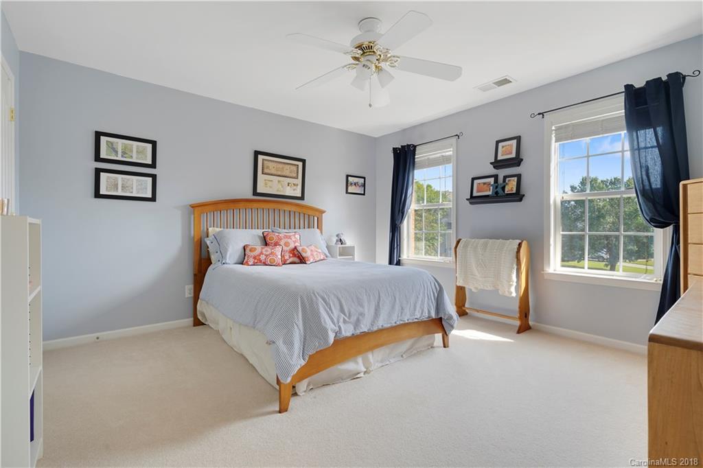 10530 Nimue Court Charlotte NC 28277