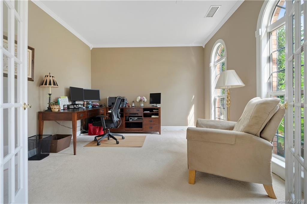10530 Nimue Court Charlotte NC 28277