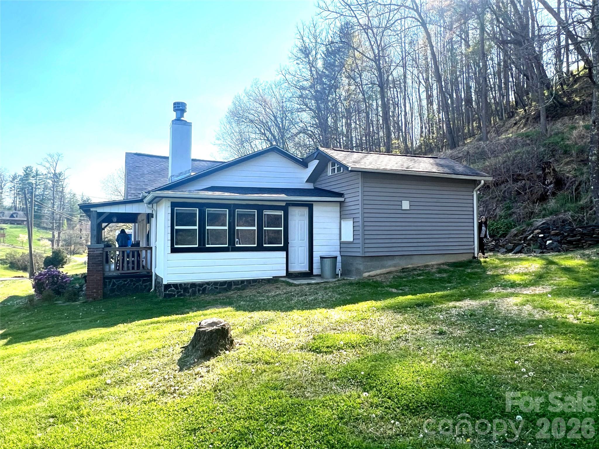 1029 Jacks Creek Road Burnsville NC 28714