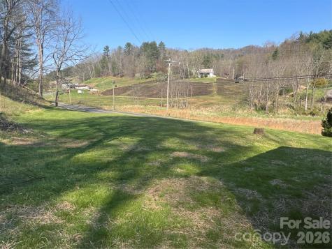 1029 Jacks Creek Road Burnsville NC 28714