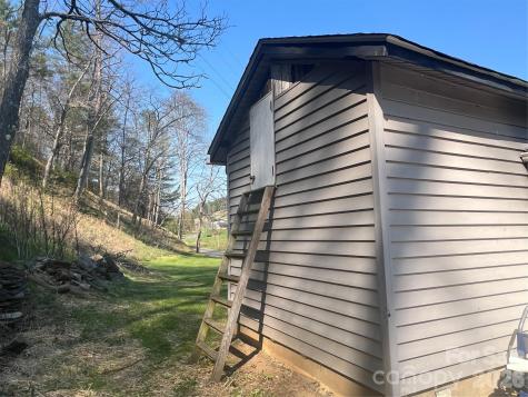 1029 Jacks Creek Road Burnsville NC 28714