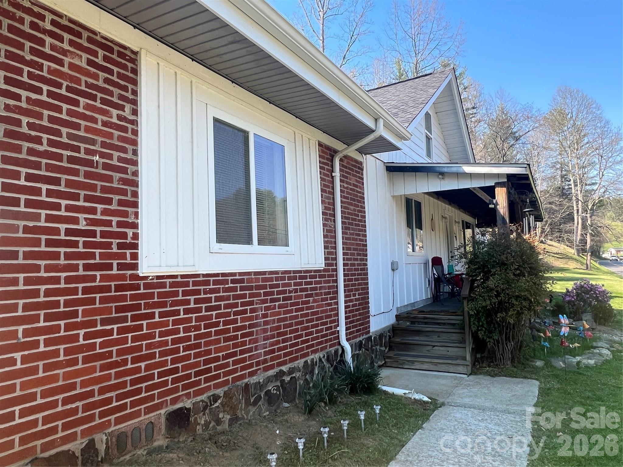 1029 Jacks Creek Road Burnsville NC 28714