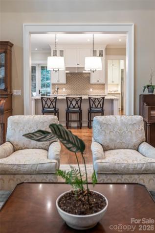 402 Vanderbilt Road Asheville NC 28803