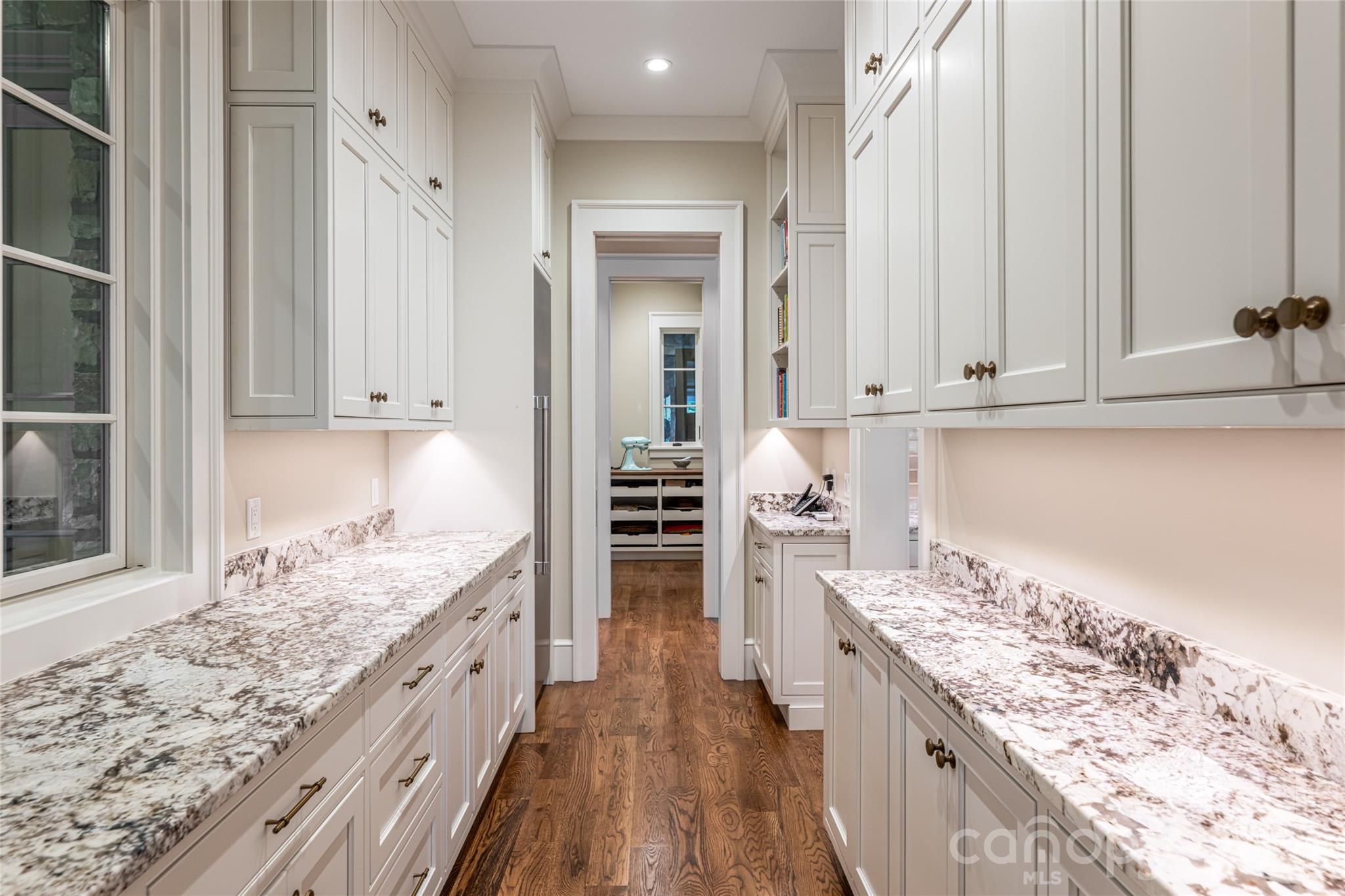 402 Vanderbilt Road Asheville NC 28803