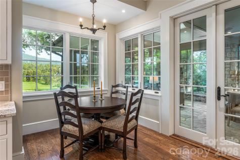 402 Vanderbilt Road Asheville NC 28803