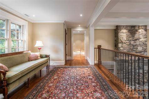 402 Vanderbilt Road Asheville NC 28803