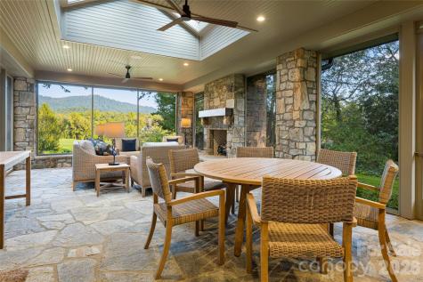 402 Vanderbilt Road Asheville NC 28803