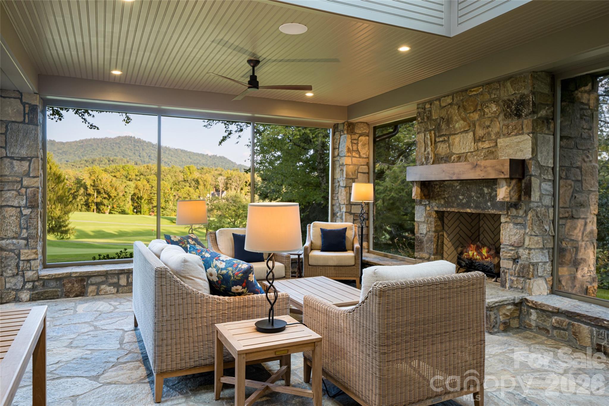 402 Vanderbilt Road Asheville NC 28803