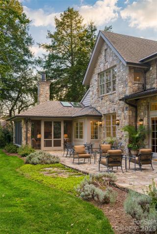 402 Vanderbilt Road Asheville NC 28803