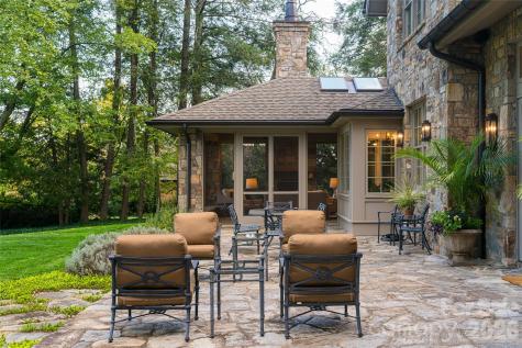 402 Vanderbilt Road Asheville NC 28803