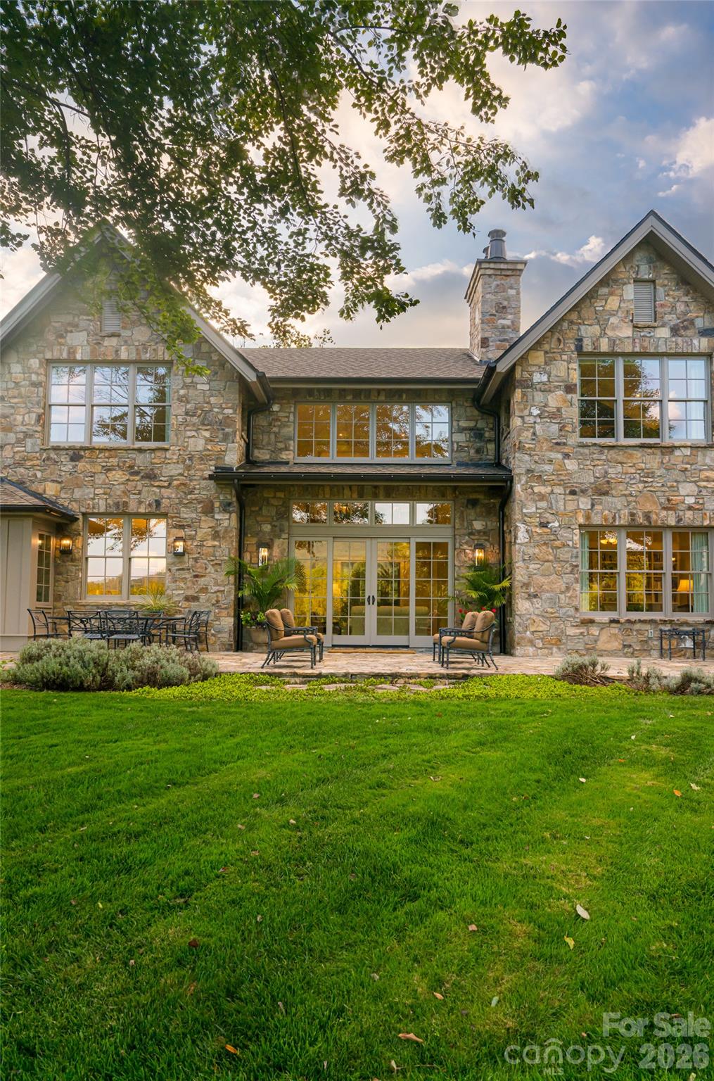 402 Vanderbilt Road Asheville NC 28803