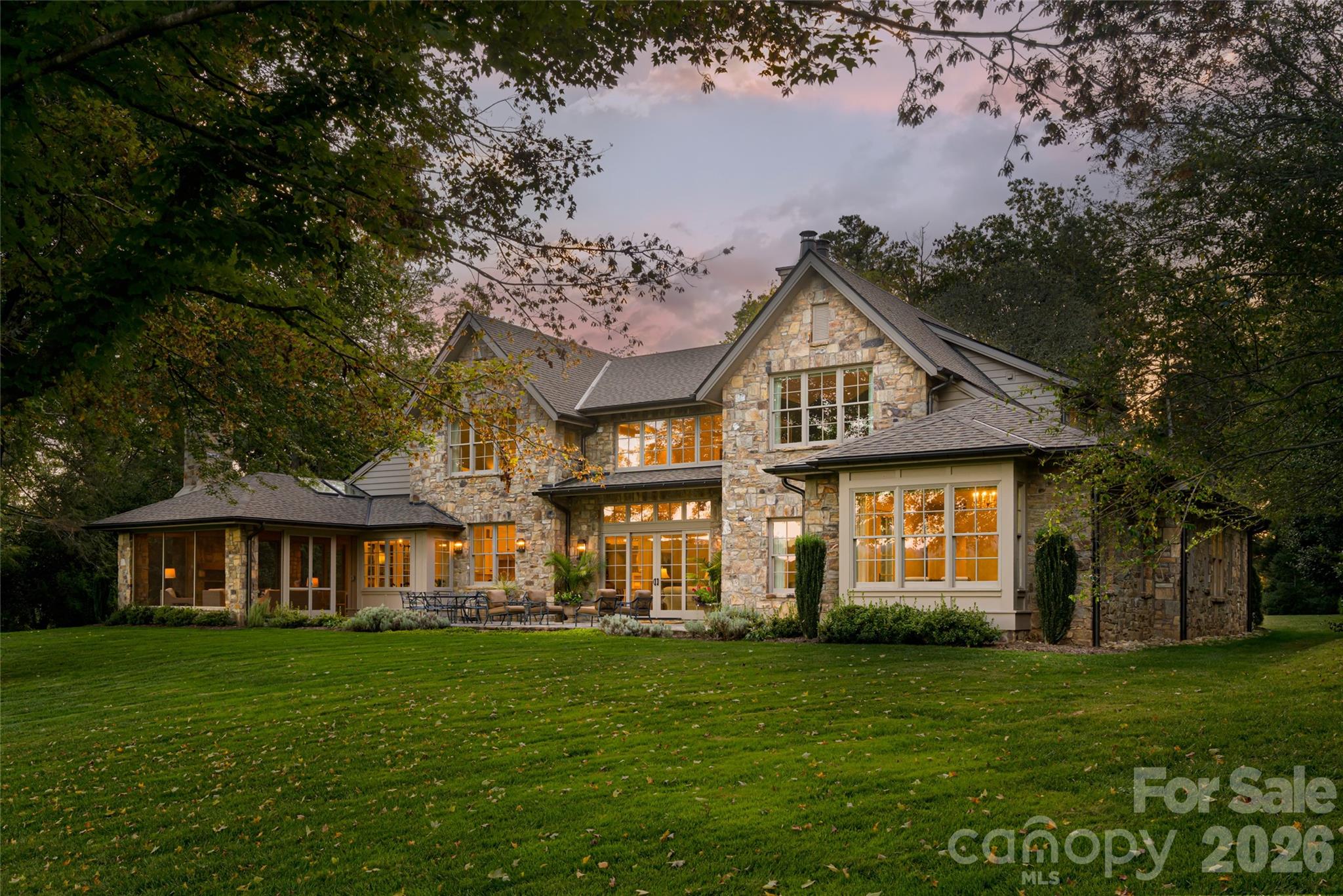 402 Vanderbilt Road Asheville NC 28803