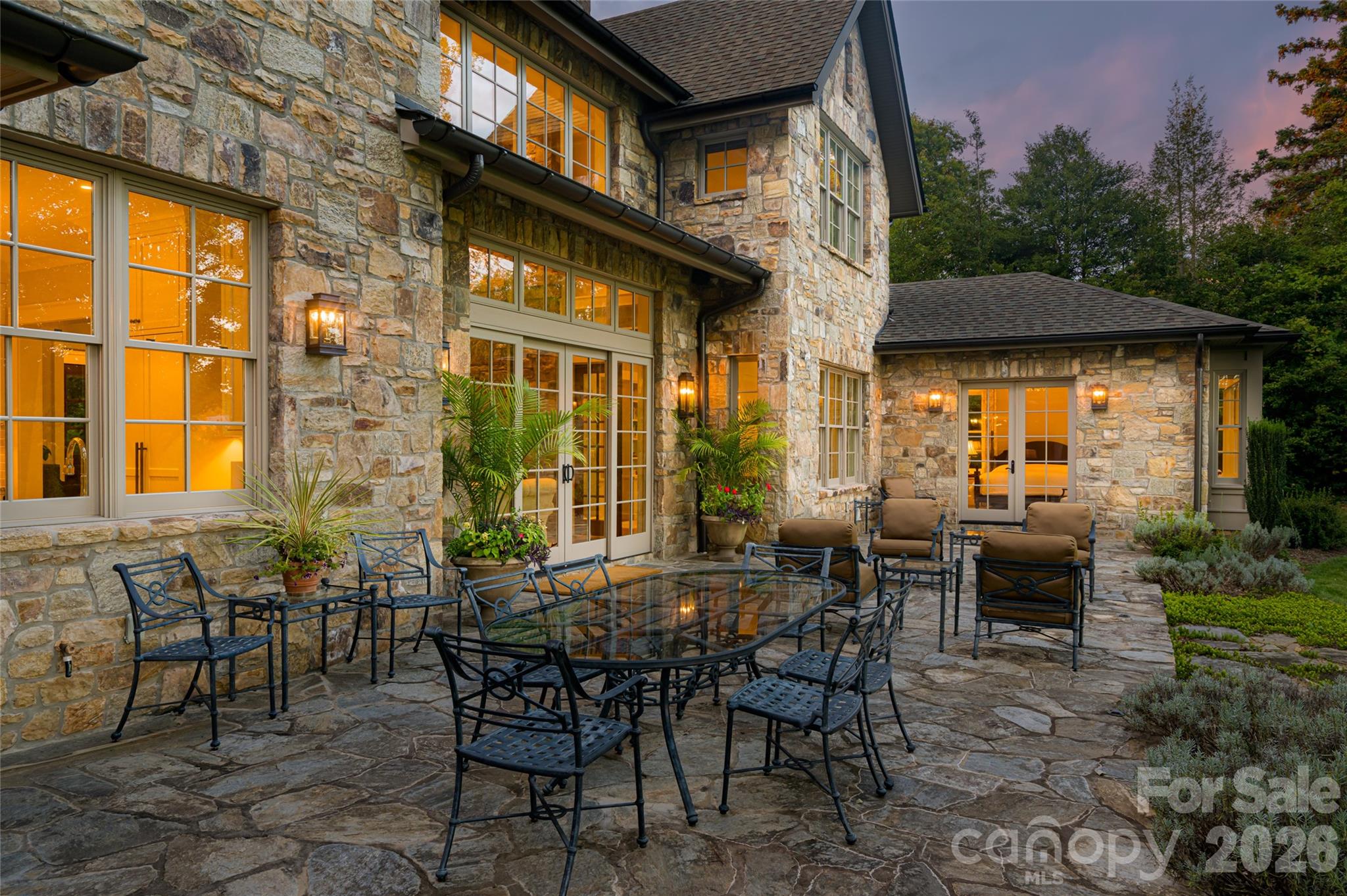 402 Vanderbilt Road Asheville NC 28803