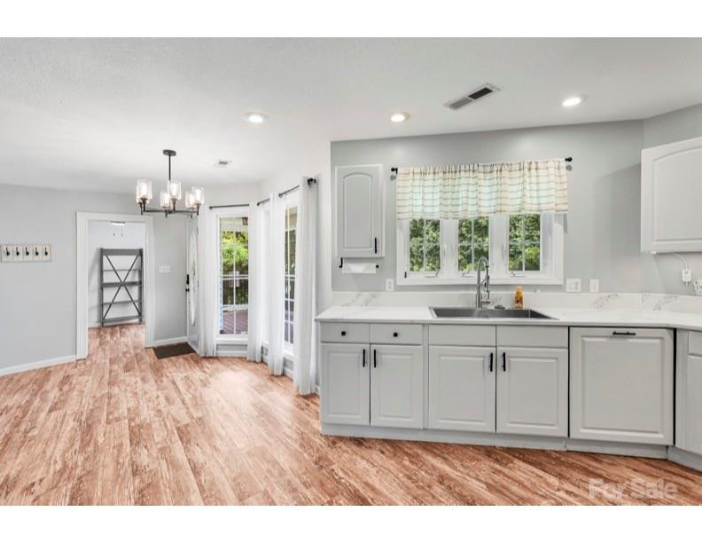 109 Meadow Run Asheville NC 28806