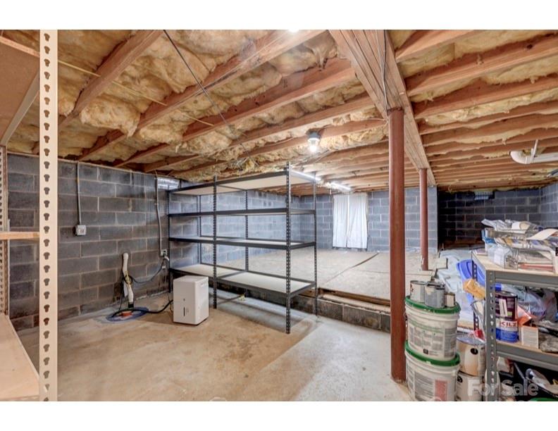 109 Meadow Run Asheville NC 28806