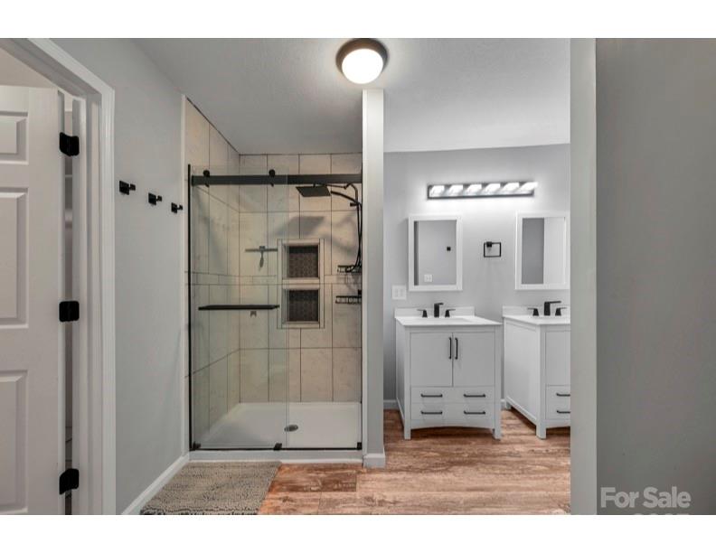 109 Meadow Run Asheville NC 28806