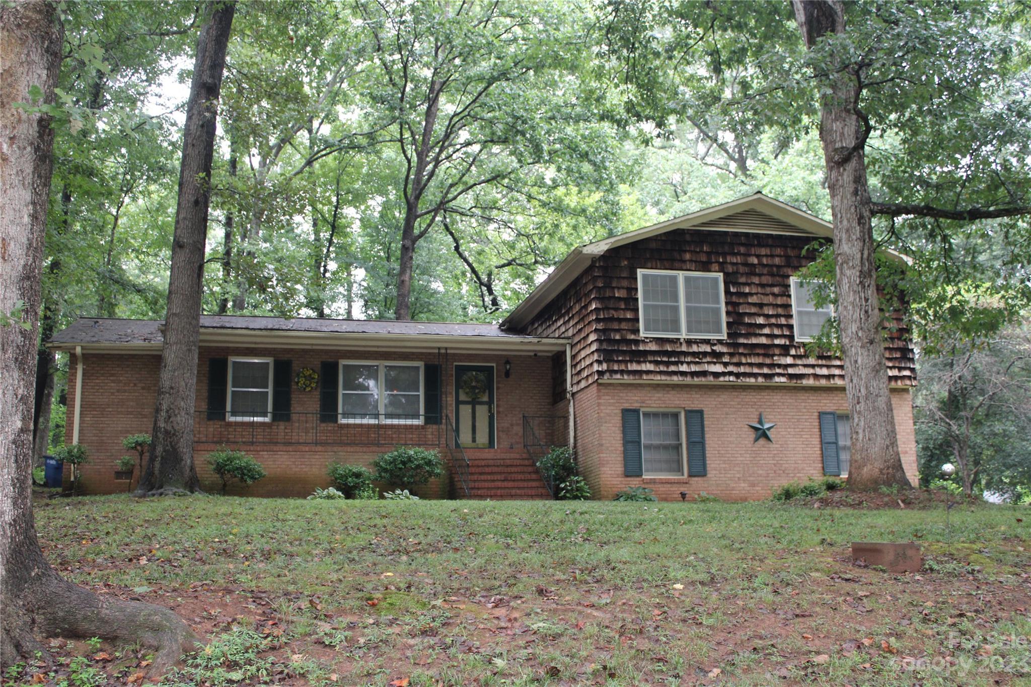 311 Hollingswood Drive Statesville NC 28625
