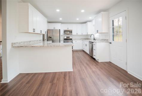 106 Shelly Drive Hendersonville NC 28792