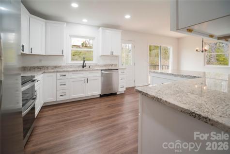 106 Shelly Drive Hendersonville NC 28792