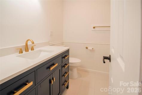 106 Shelly Drive Hendersonville NC 28792