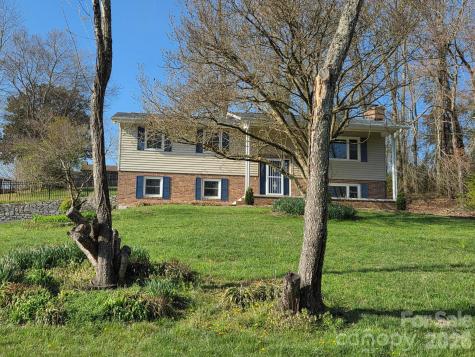 106 Shelly Drive Hendersonville NC 28792