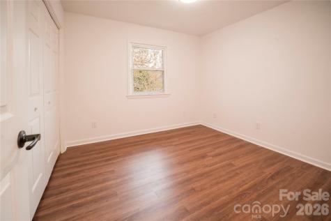 106 Shelly Drive Hendersonville NC 28792