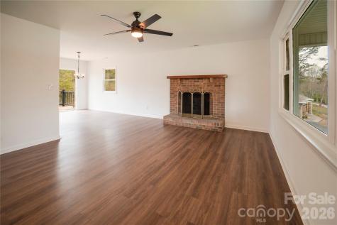 106 Shelly Drive Hendersonville NC 28792