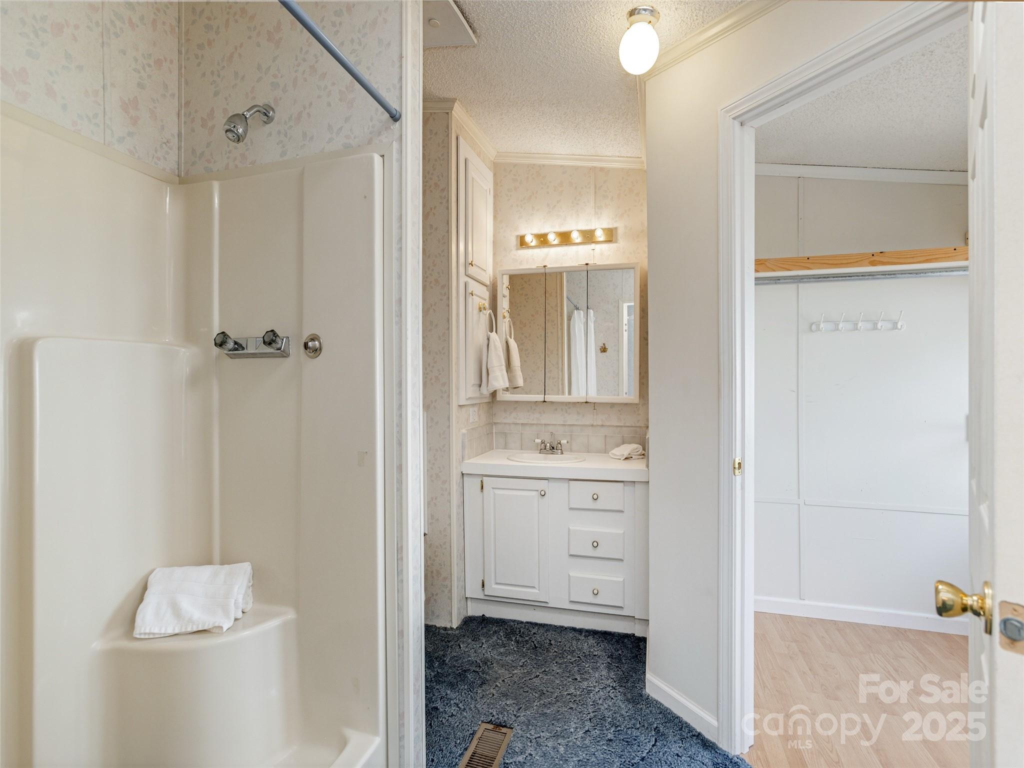 34 Eve Drive Asheville NC 28806