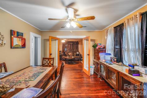 809 W Mauney Avenue Gastonia NC 28052