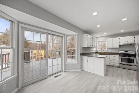 23 Westmont Drive Asheville NC 28806