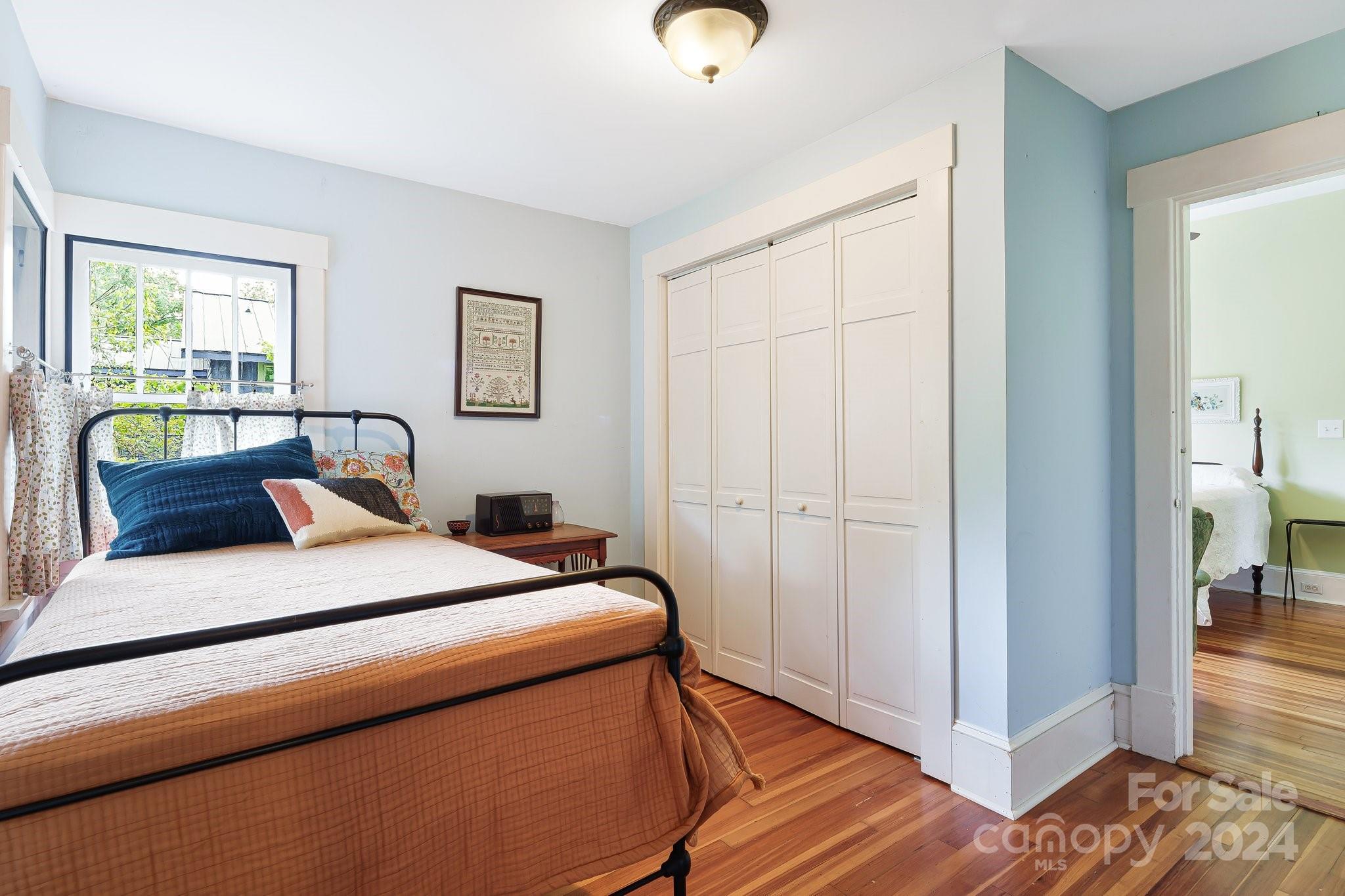 55 Henrietta Street Asheville NC 28801