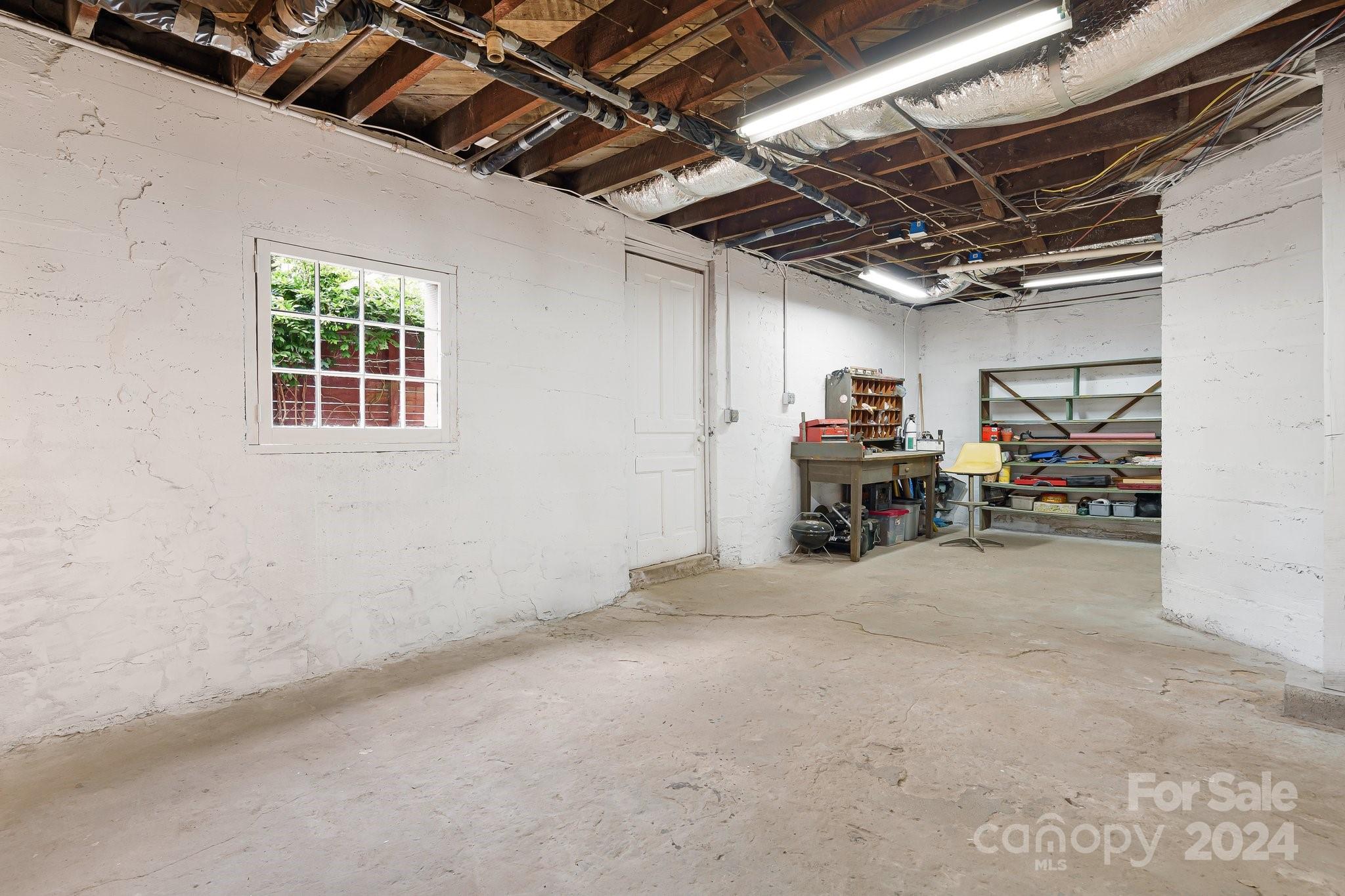55 Henrietta Street Asheville NC 28801