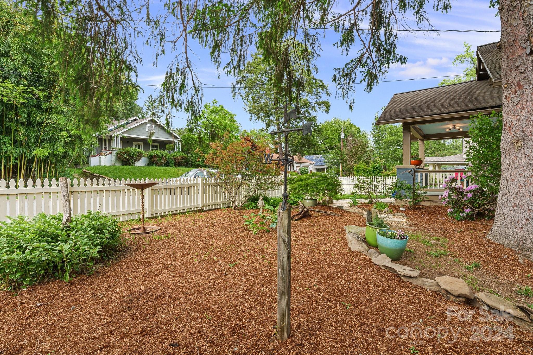 55 Henrietta Street Asheville NC 28801