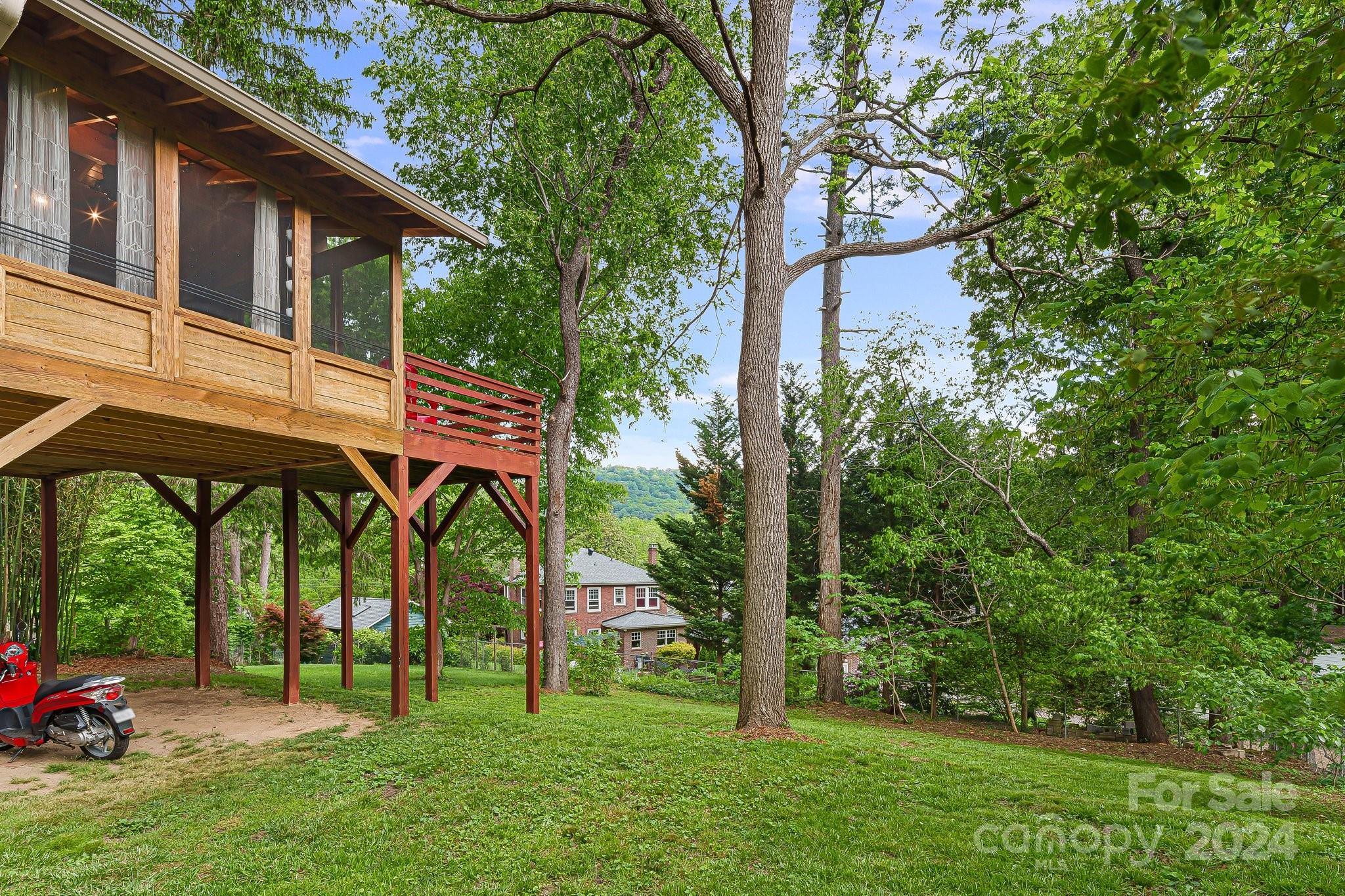 55 Henrietta Street Asheville NC 28801