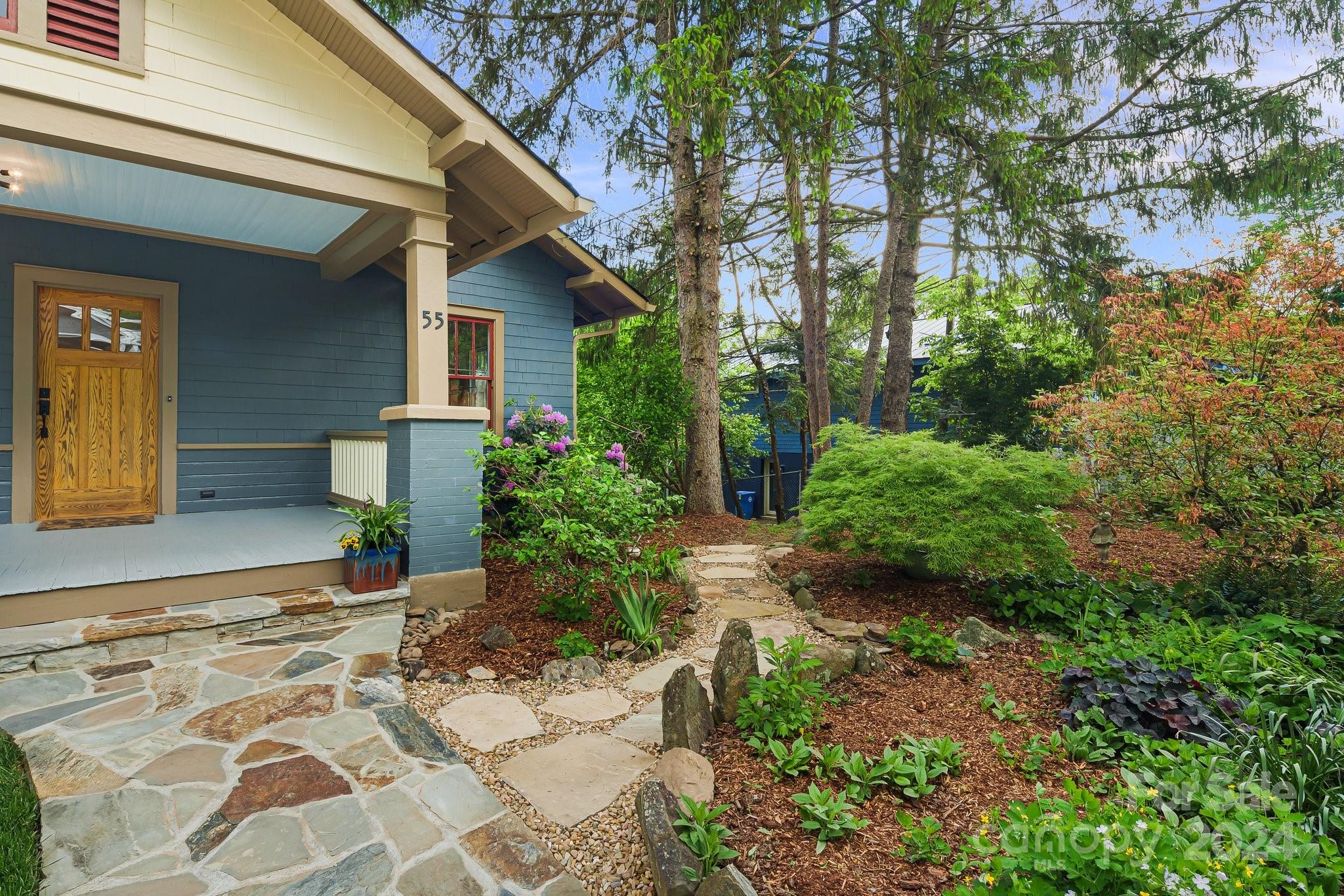 55 Henrietta Street Asheville NC 28801